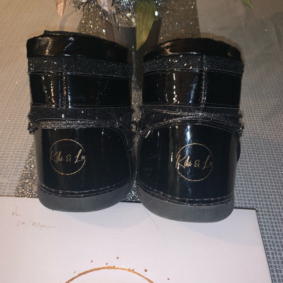 Girls Moon Boots - Picture 5 of 7